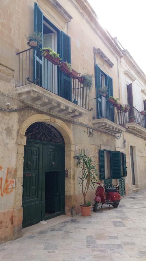 Casa D'Artista Suite & Garden Lecce Ngoại thất bức ảnh